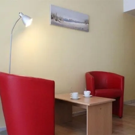 Le Grand Gallion Apartment *